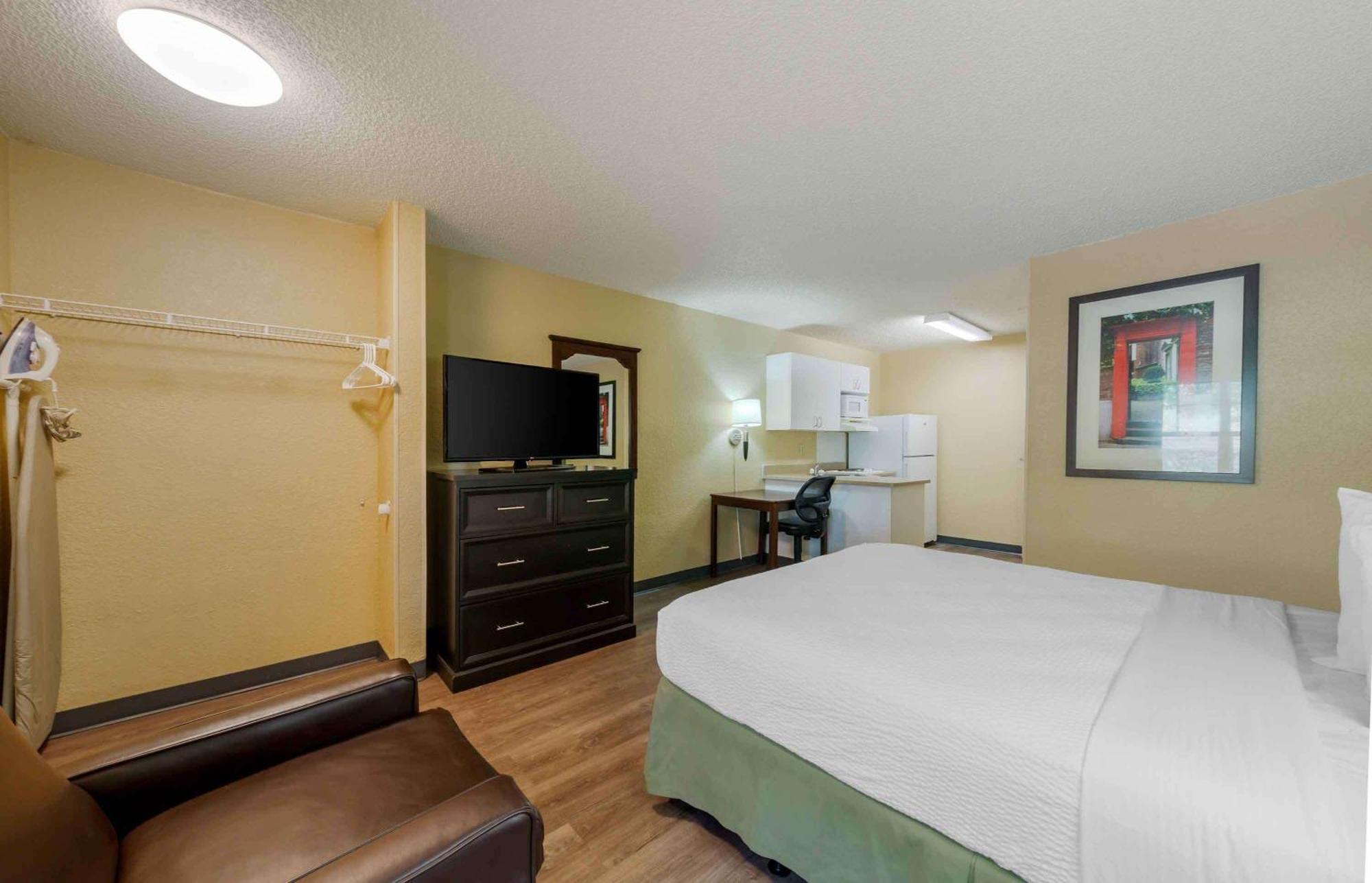 Extended Stay America Suites - Fort Lauderdale - Cypress Creek - Andrews Ave Oakland Park Εξωτερικό φωτογραφία