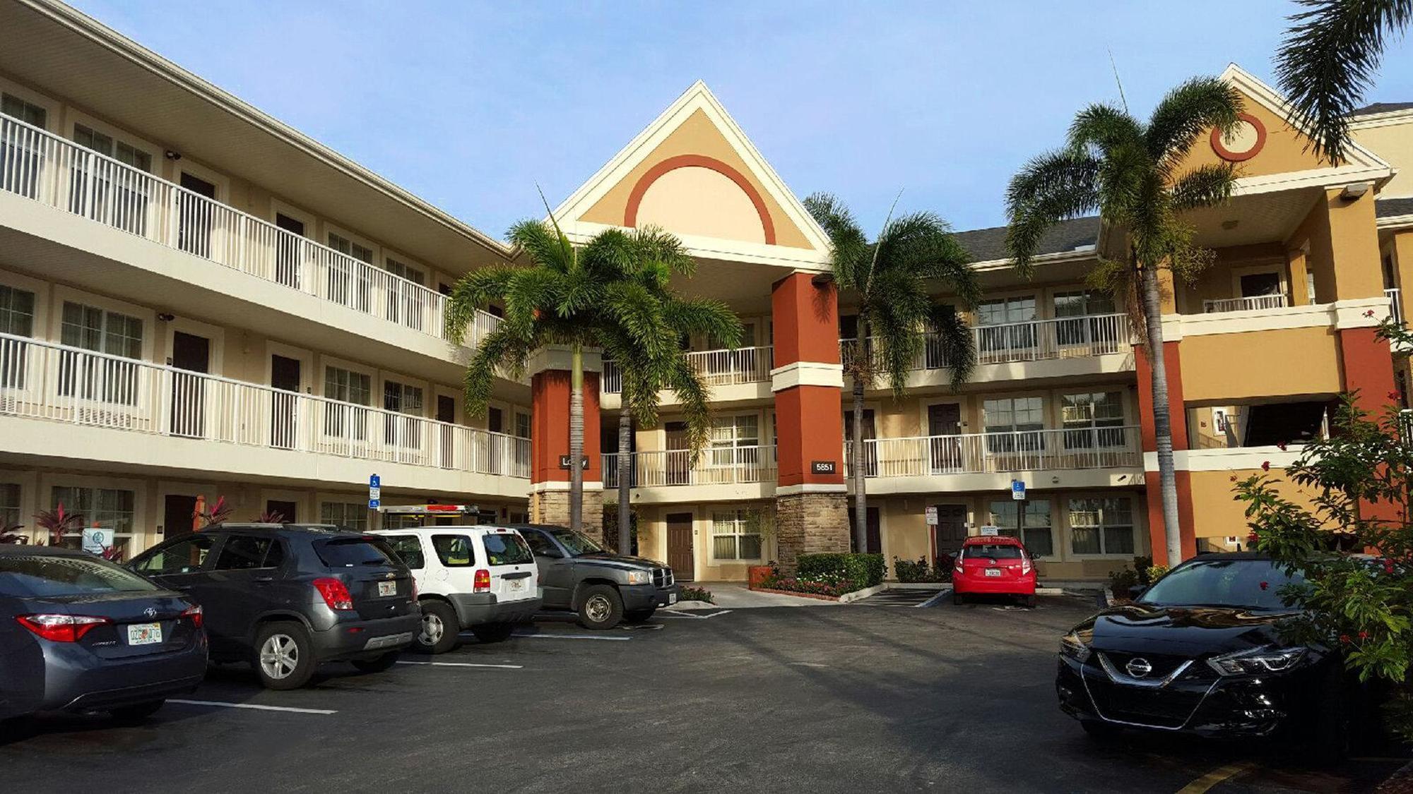 Extended Stay America Suites - Fort Lauderdale - Cypress Creek - Andrews Ave Oakland Park Εξωτερικό φωτογραφία